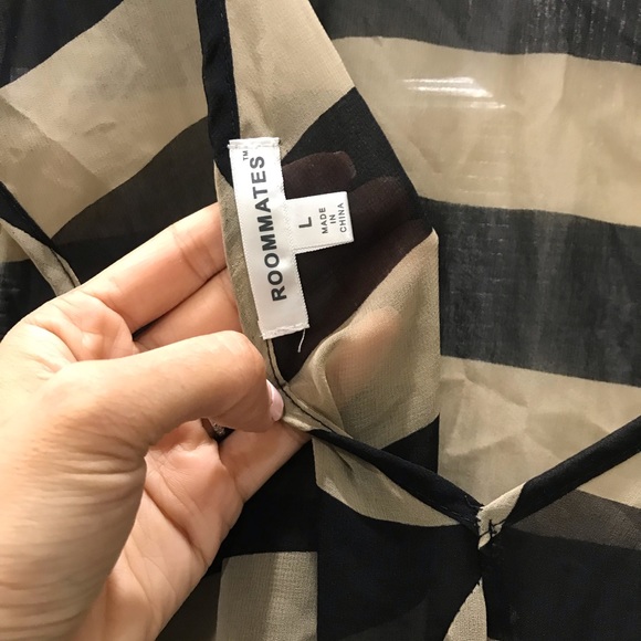 Asymmetrical striped blouse - Picture 3 of 3